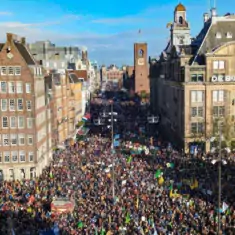 85.000 Mensen Pleitten In Amsterdam Voor Een Daadkrachtig Klimaatbeleid.
