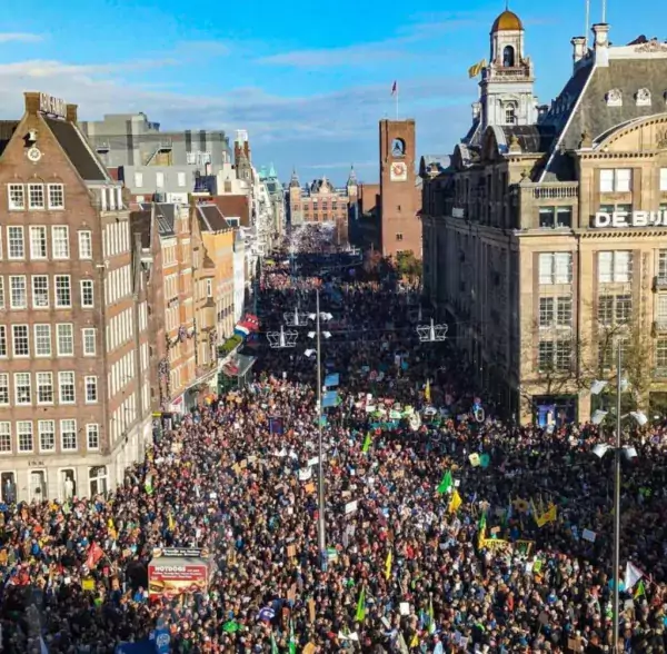 85.000 mensen pleitten in Amsterdam voor een daadkrachtig klimaatbeleid.